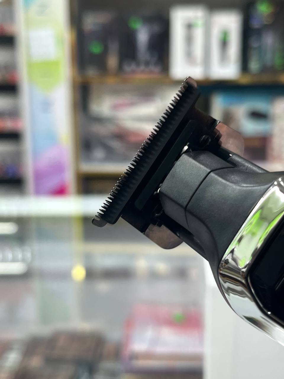 ماشین اصلاح والوروس مدل ۱۲۴